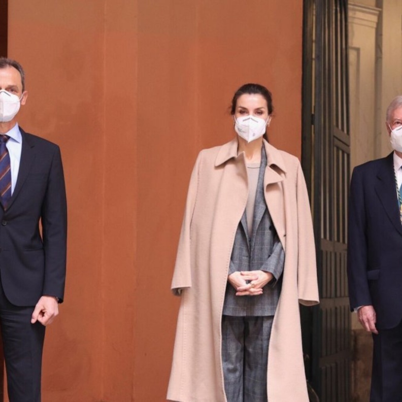  تعزيز المواهب الهندسية والتكنولوجية النسائية