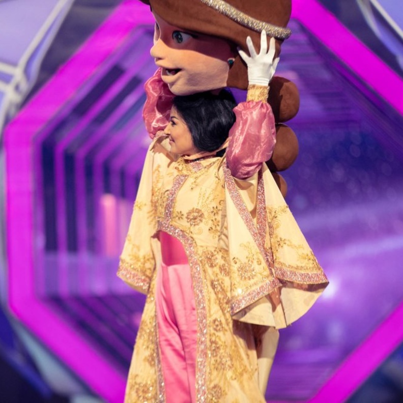 سمية الخشاب في البرنامج