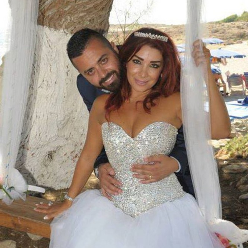  الين خلف وزوجها كارلوس ايوب