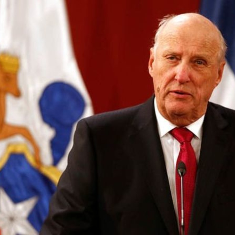  ملك النرويج هارالد الخامس يخضع لجراحة في ساقه