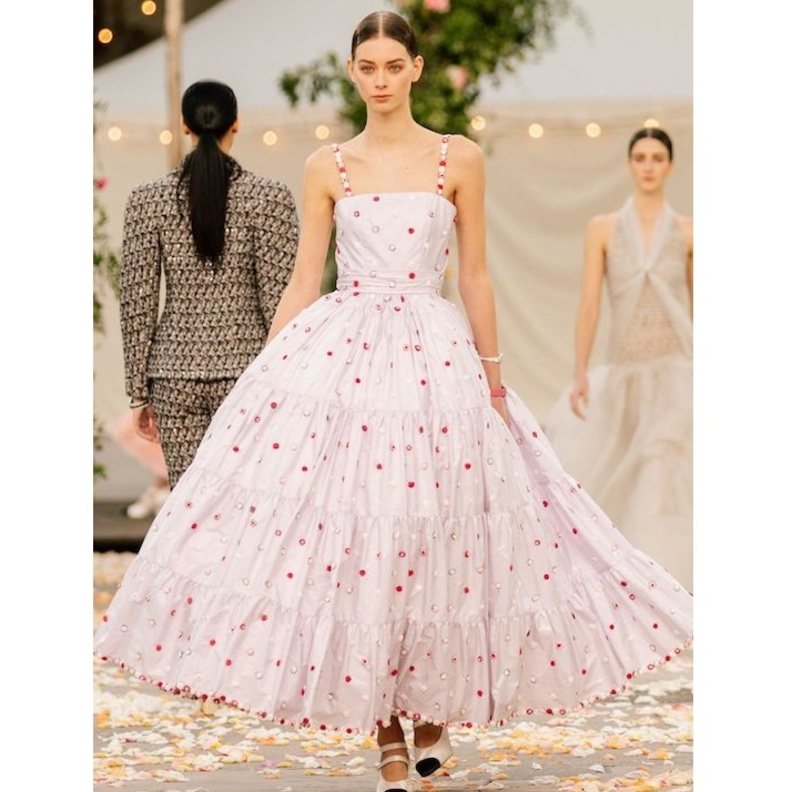  فستان سهرة من Chanel