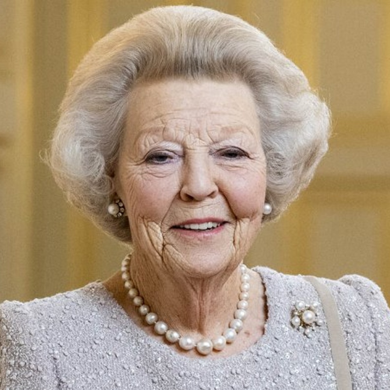 ‎الأميرة بياتريكس ملكة هولندا السابقة تحتفل بعيد ميلادها 83