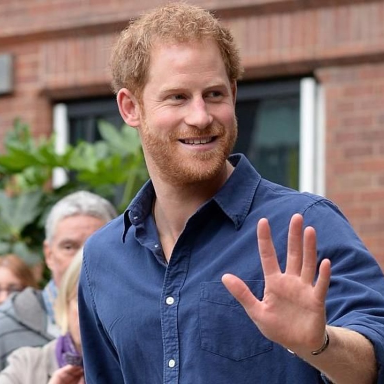  الأمير هاري وافق على تسوية قضية ذا ميل أوف صنداي