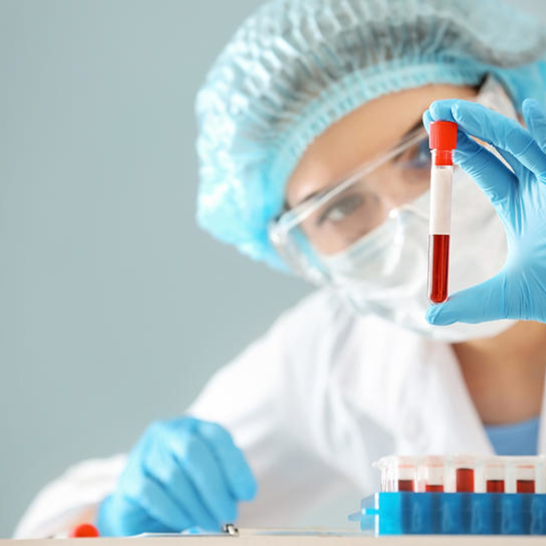 ماهو التهاب الدم الفيروسي وماهي اسبابه وكيف يمكن تشخيصه