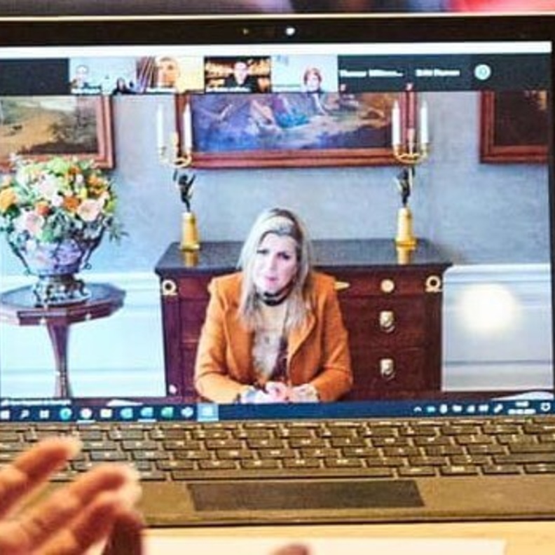 شاركت الملكة ماكسيما في فعالية لإطلاق مبادرة Alliantie Gender & GGZ خلال اجتماع عن بعد عبر شبكة الإنترنت