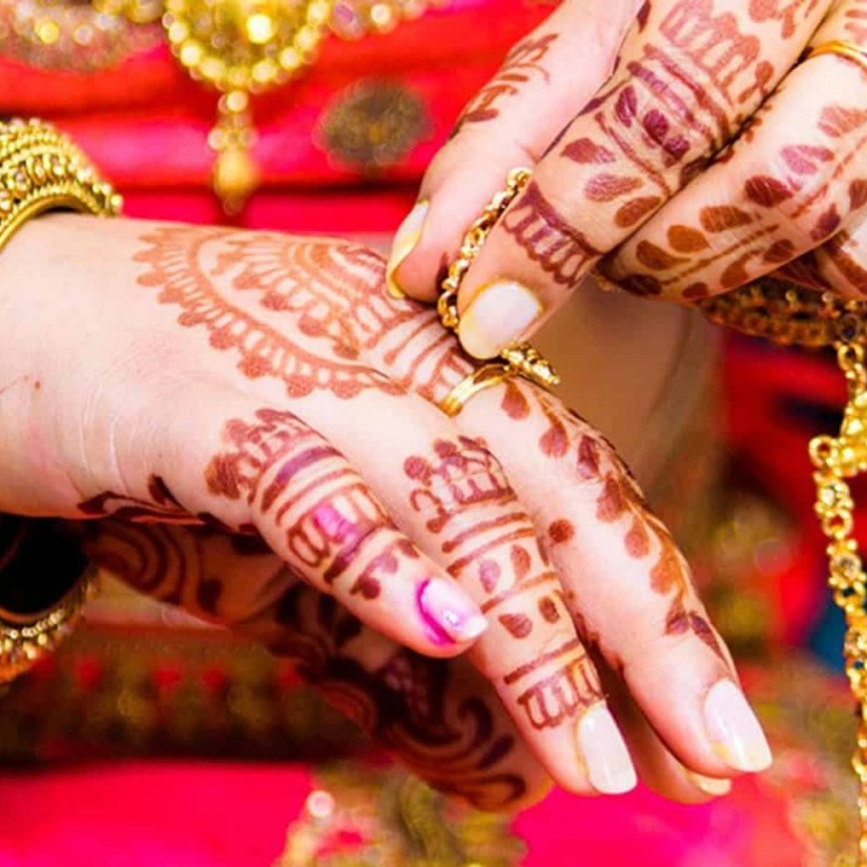  حفل زفاف هندي تحت الماء