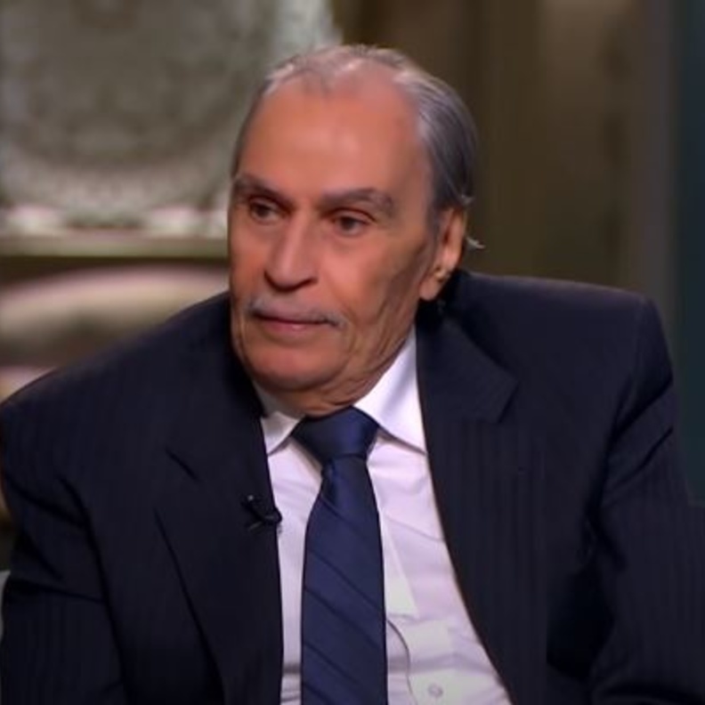 عزت العلايلي