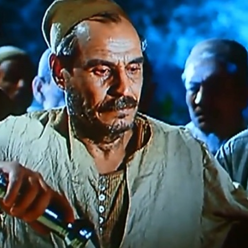 عزت العلايلي