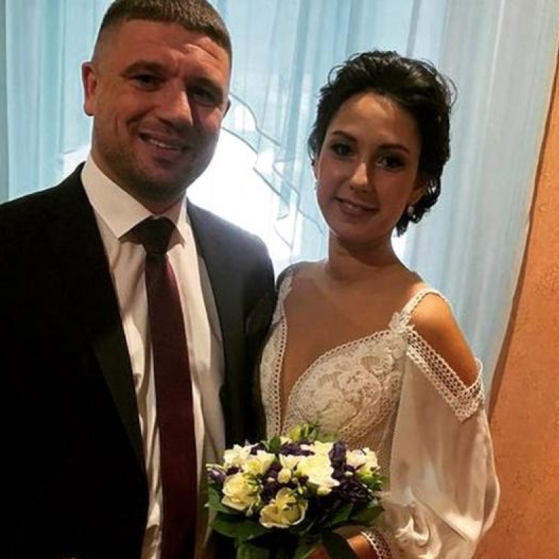 العروس في حالة ذهول وصدمة