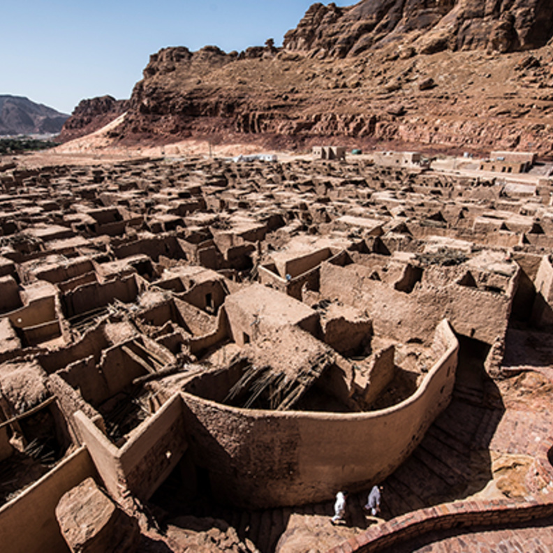 تجربة ساحرة لعشاق التراث الأصيل في مدينة العلا القديمة - المصدر  استكشف العلا