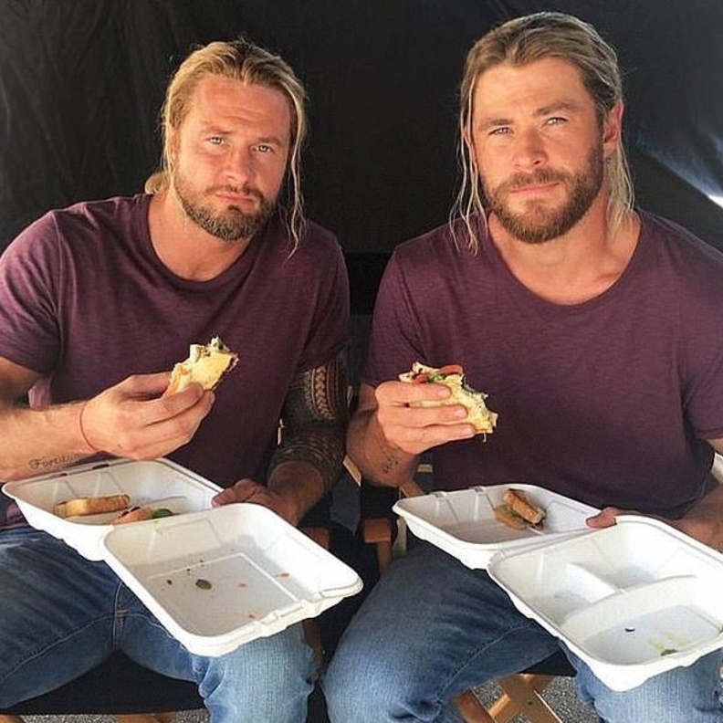 كريس هيمسورث و بديله