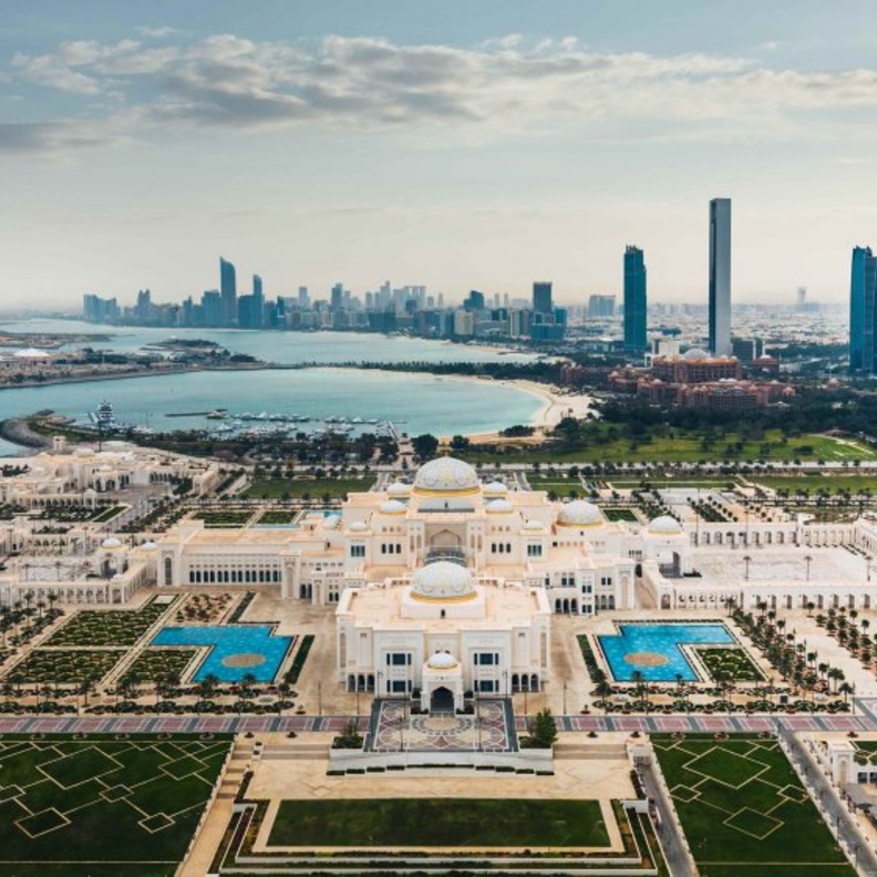 القائمة الخضراء في أبوظبي للمسافرين القادمين