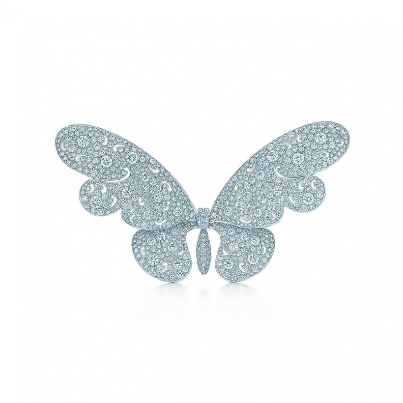  موديلات بروشات مميزة لفستان والدة العروس من دار و مجموعة Tiffany & Co Diamond Butterfly Brooch