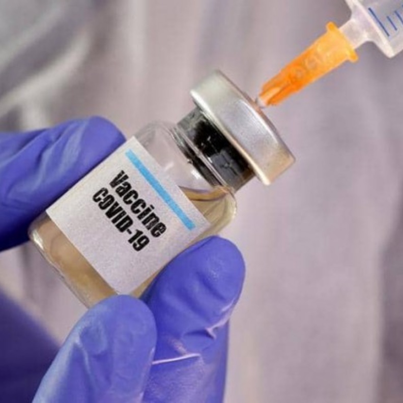 ارتفاع معدل توزيع لقاح كوفيد-19 في الإمارات إلى 43.62%