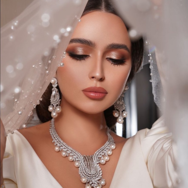 جاذبية مكياج العروس من خبيرة التجميل السعودية ريهام عبدالله