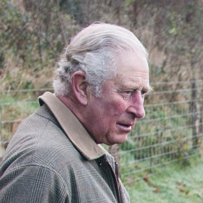 تشارلز يدعو لاتباع أحدث تقنيات الزراعة