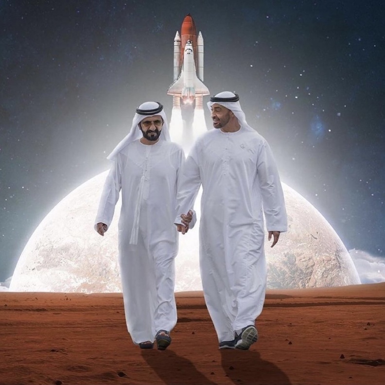 من أروع الصور التي تجمع الشيخ محمد بن زايد مع الشيخ محمد بن راشد بمناسبة وصول مسبار الأمل إلى المريخ