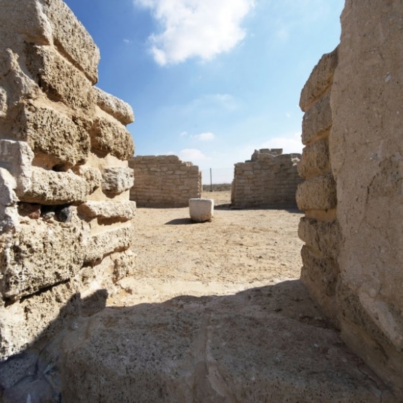  معلومات عن موقع الدور الأثري