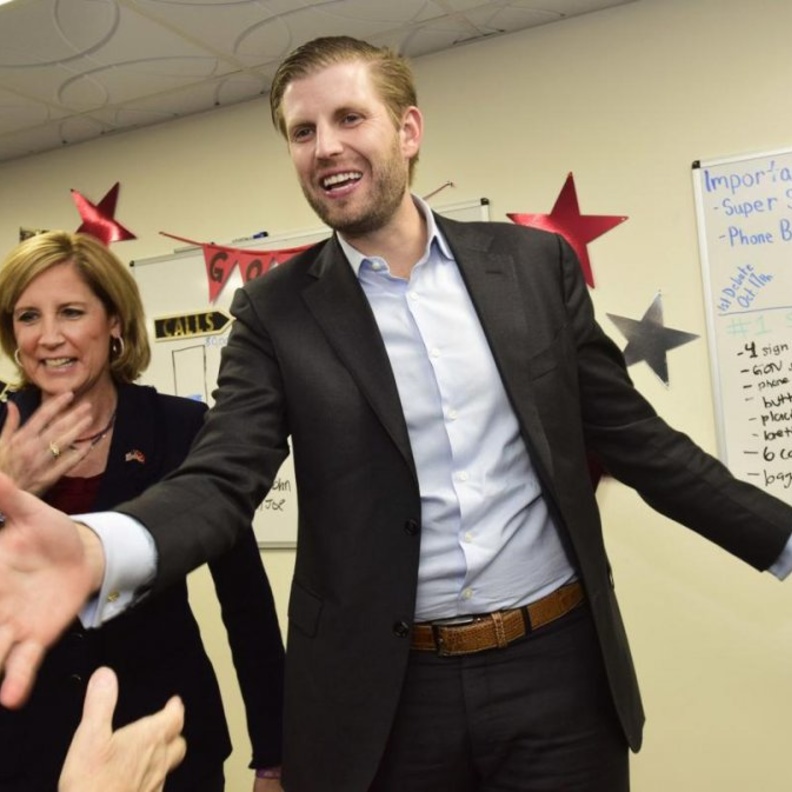  إريك ترامب يتولى عقد مراسم زفاف في ليك بلاسيد