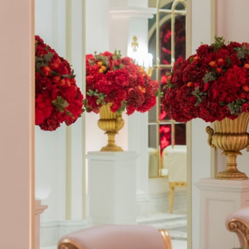 إدخال اللون الأخضر الى الورود الحمراء