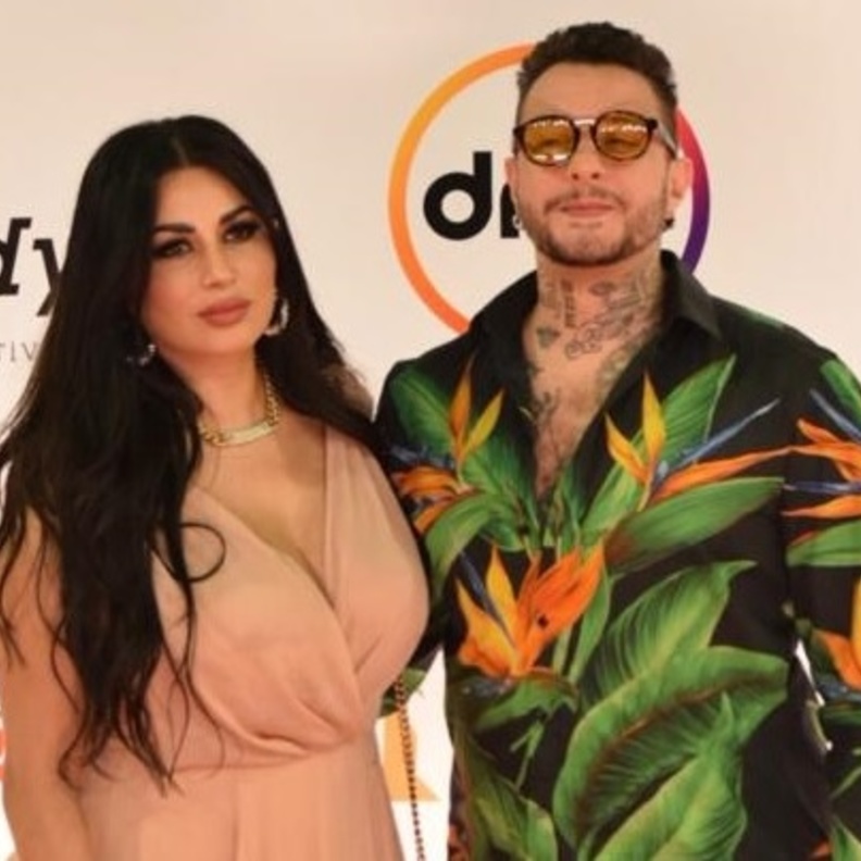 أحمد الفيشاوي وزوجته