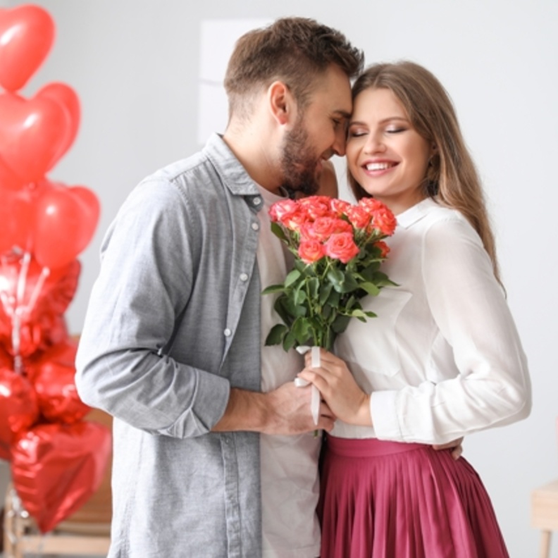 كيف أتعامل مع زوجي البيتوتي في يوم الحب