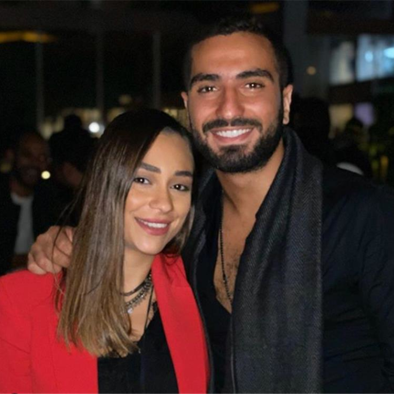 محمد الشرنوبي وزوجته