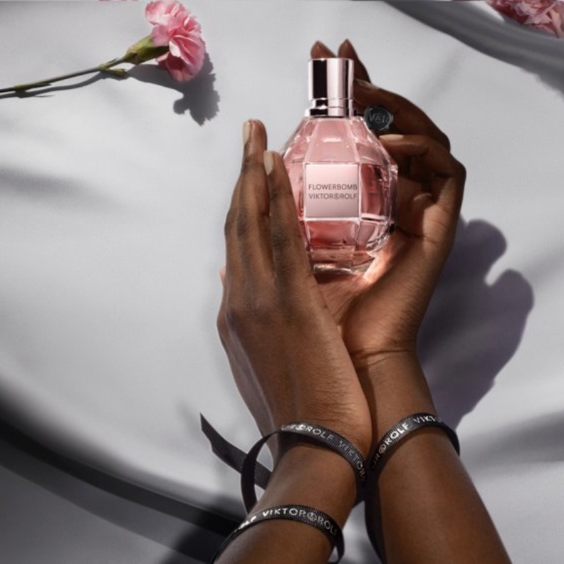 عطور Viktor&Rolf مهارة تقنبة وبراعة حرفية