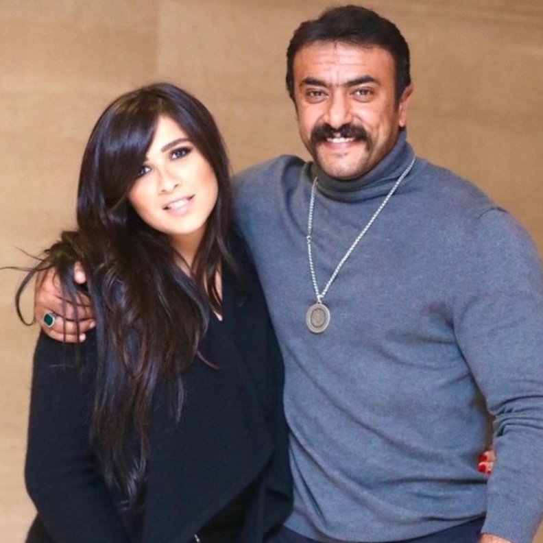 ياسمين عبد العزيز واحمد العوضي