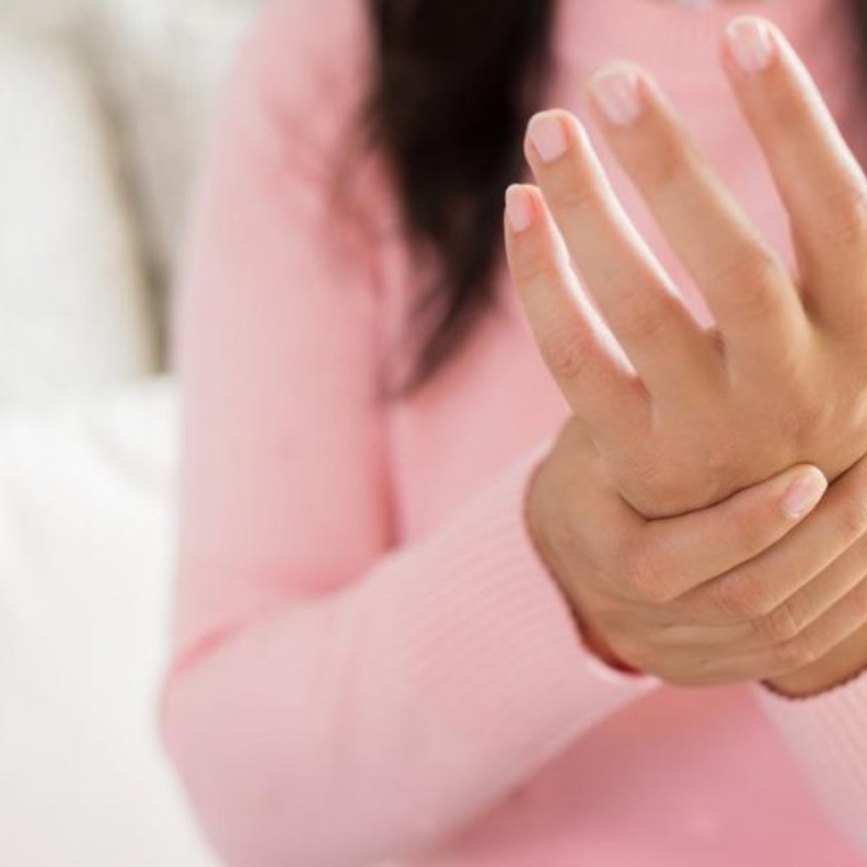 ماهو مرض رينود الشائع لدى النساء وما اعراضه