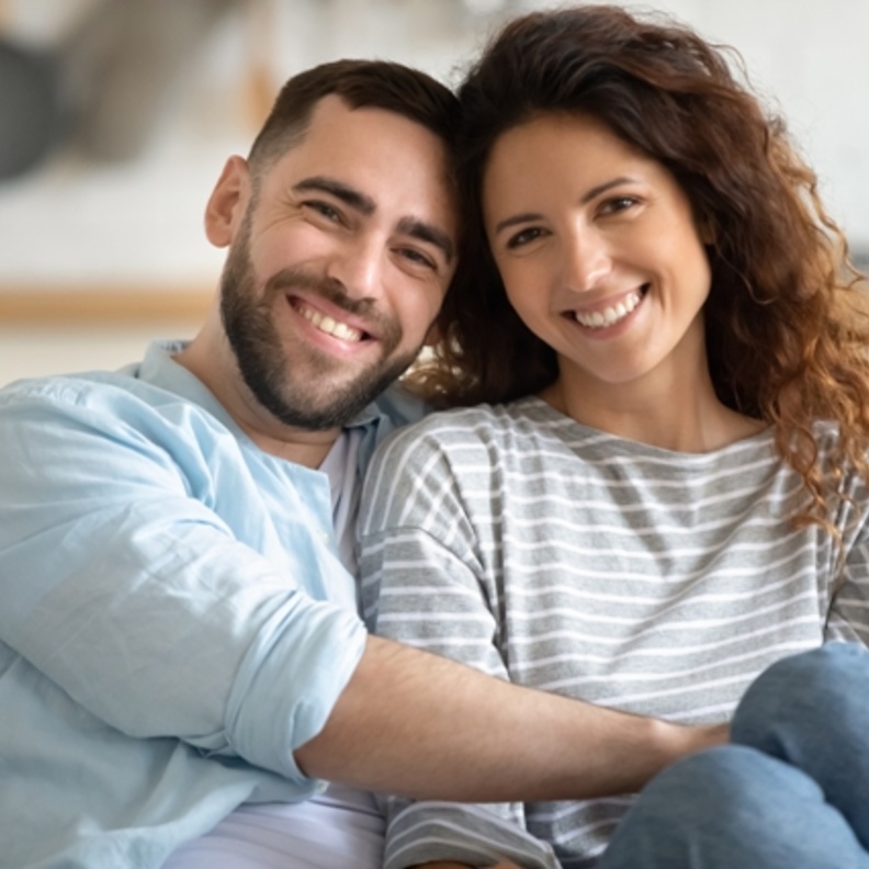 6 علامات تدل على إستمرار حب الزوج لزوجته