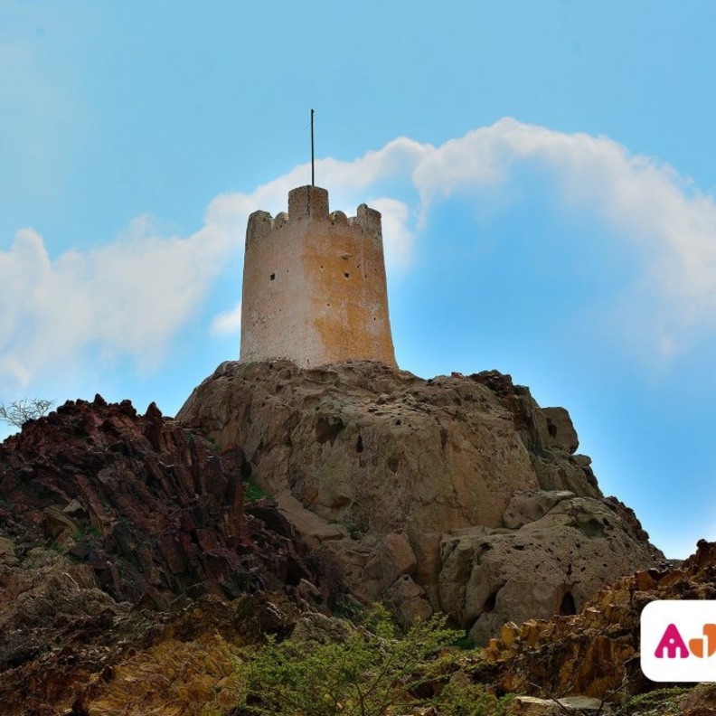 قلعة مصفوت.. تاريخ أصيل وتراث لا ينسى بالإمارات - المصدر دائرة التنمية السياحية في عجمان