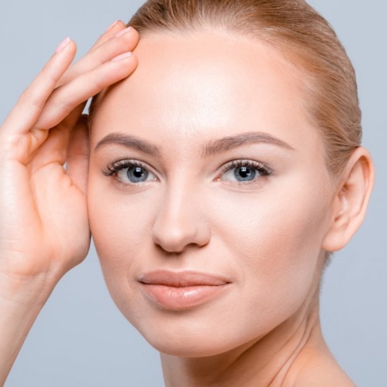 نقل الدهون يستخدم الدهون الخاصة بالفرد لملء التجاويف