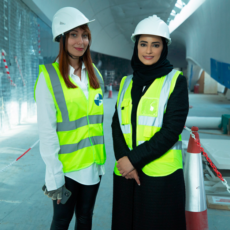 الزميلة مي بربر برفقة المهندسة ندى تريم