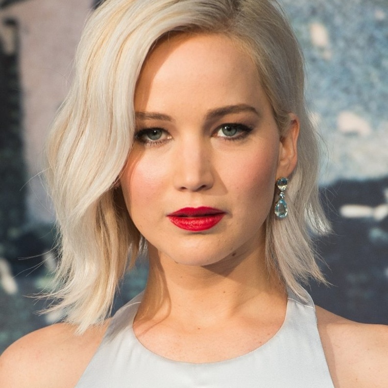 قصات شعر كاريه تناسب موسم ربيع 2021 مستوحاة من النجمات