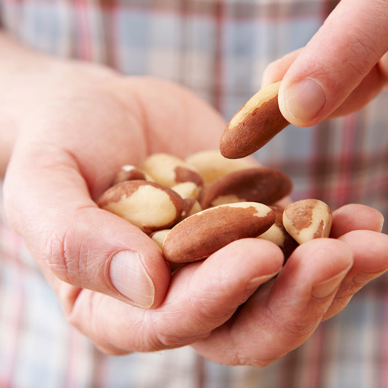 ماهي المكسرات التي تسبب الحساسية وما اعراضها