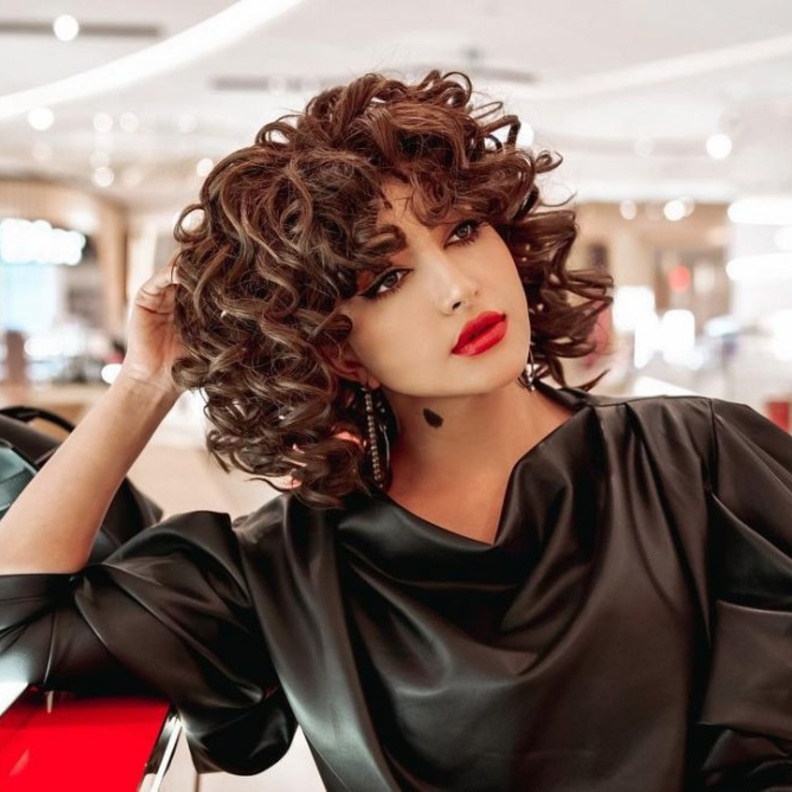 قصة شعر بثينة الرئيسي