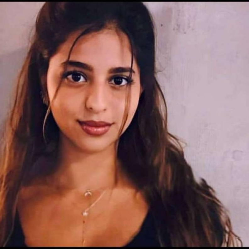 شاهدوا أحدث صور سوهانا خان ابنة النجم شاروخان