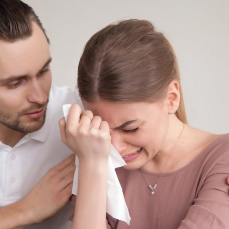 صفات في المرأة تجعل الرجل لا يقوى على هجرها