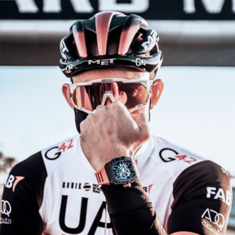 Richard Mille علامة الساعات الرسمية لفريق الإمارات للدراجات