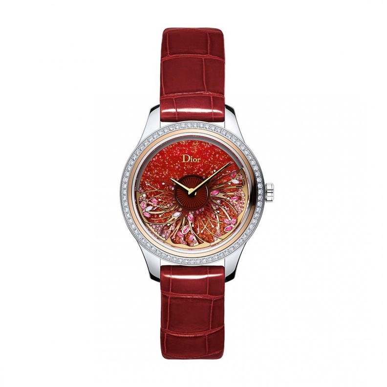 ساعة من ديور Dior
