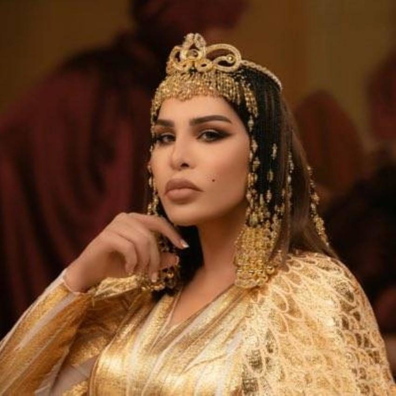 اطلالات احلام في الجزء من البومها فدوة عيونك