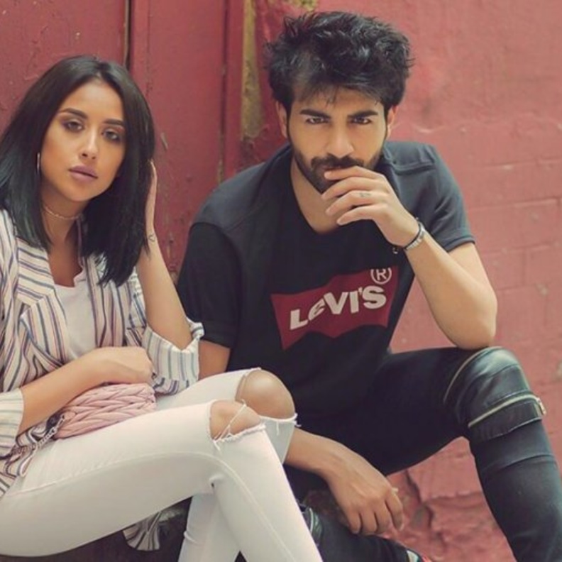  عقيل الرئيسي زوج فرح الهادي لا يرتدي خاتم الزواج