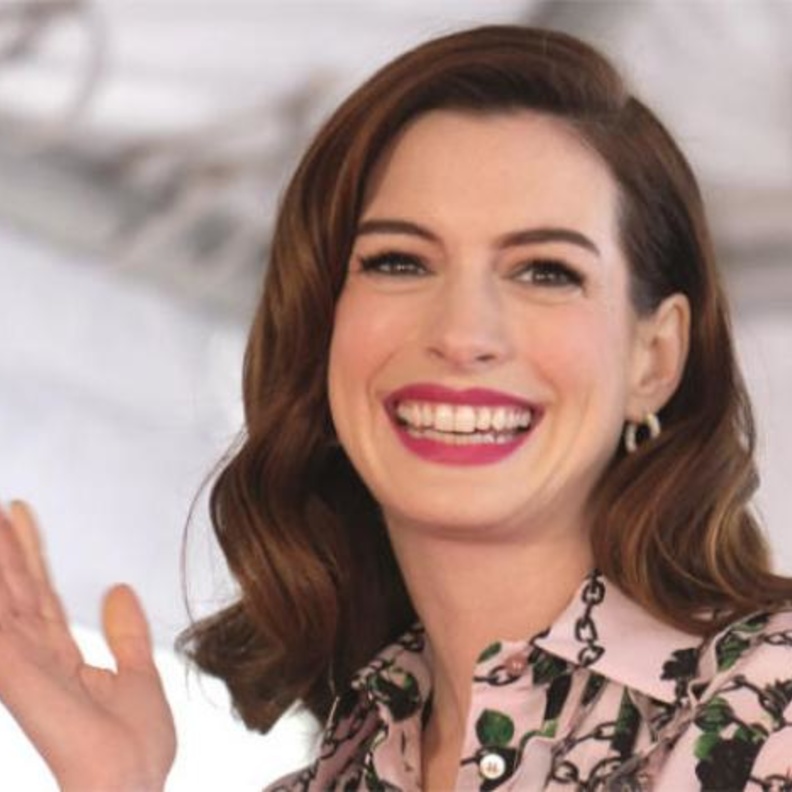 آن هاثاواي كانت الخيار التاسع للعب شخصيتها في فيلم The Devil Wears Prada