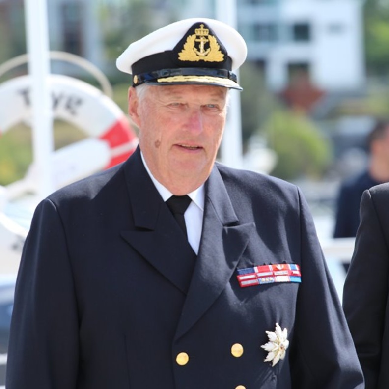 في عيد ميلاده الـ 84.. من هو هارلد الخامس ملك النرويج؟