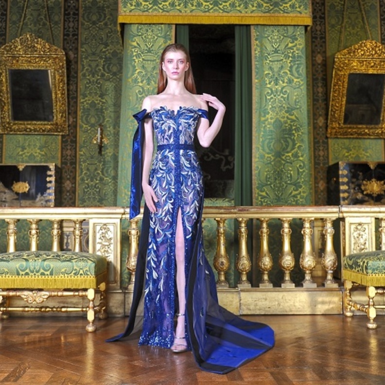  فساتين خطوبة باللون النيلي من زياد نكد