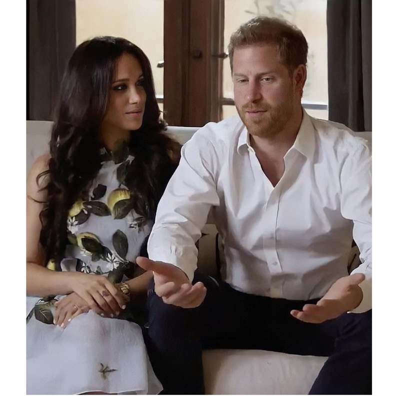 خطفت الأنظار فستان Citrus Primavera الأنيق من دار Oscar de la Renta