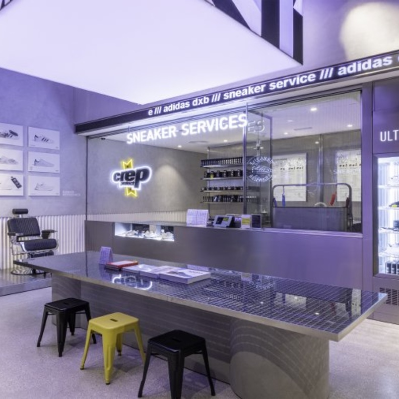 أديداس تفتتح أول متجر بمفهوم جديد في المنطقة 