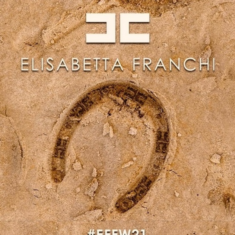 بث مباشر لعرض أزياء ELISABETTA FRANCHI لخريف شتاء 2021