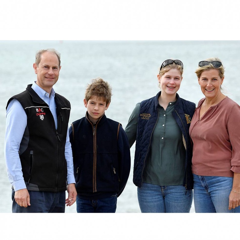 الأمير إدوارد يعلق على الدراسة في المنزل